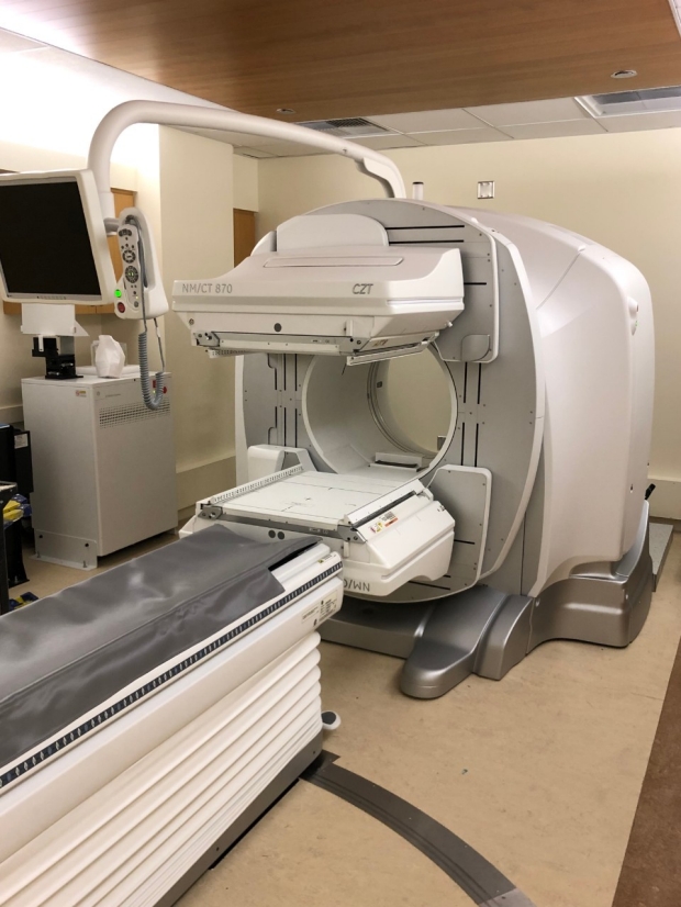 GE Discovery 870 CZT SPECT-CT
